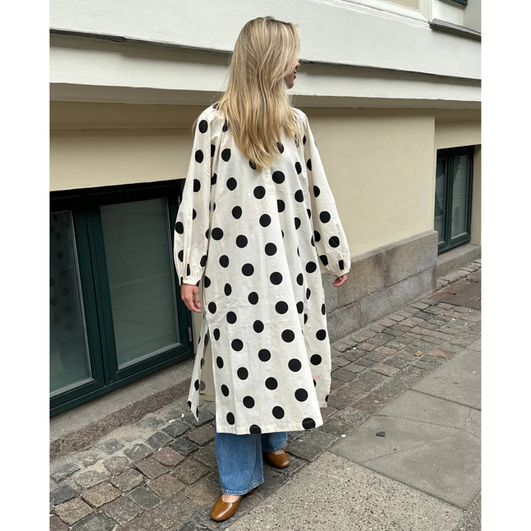 Lara kjole - Black dot